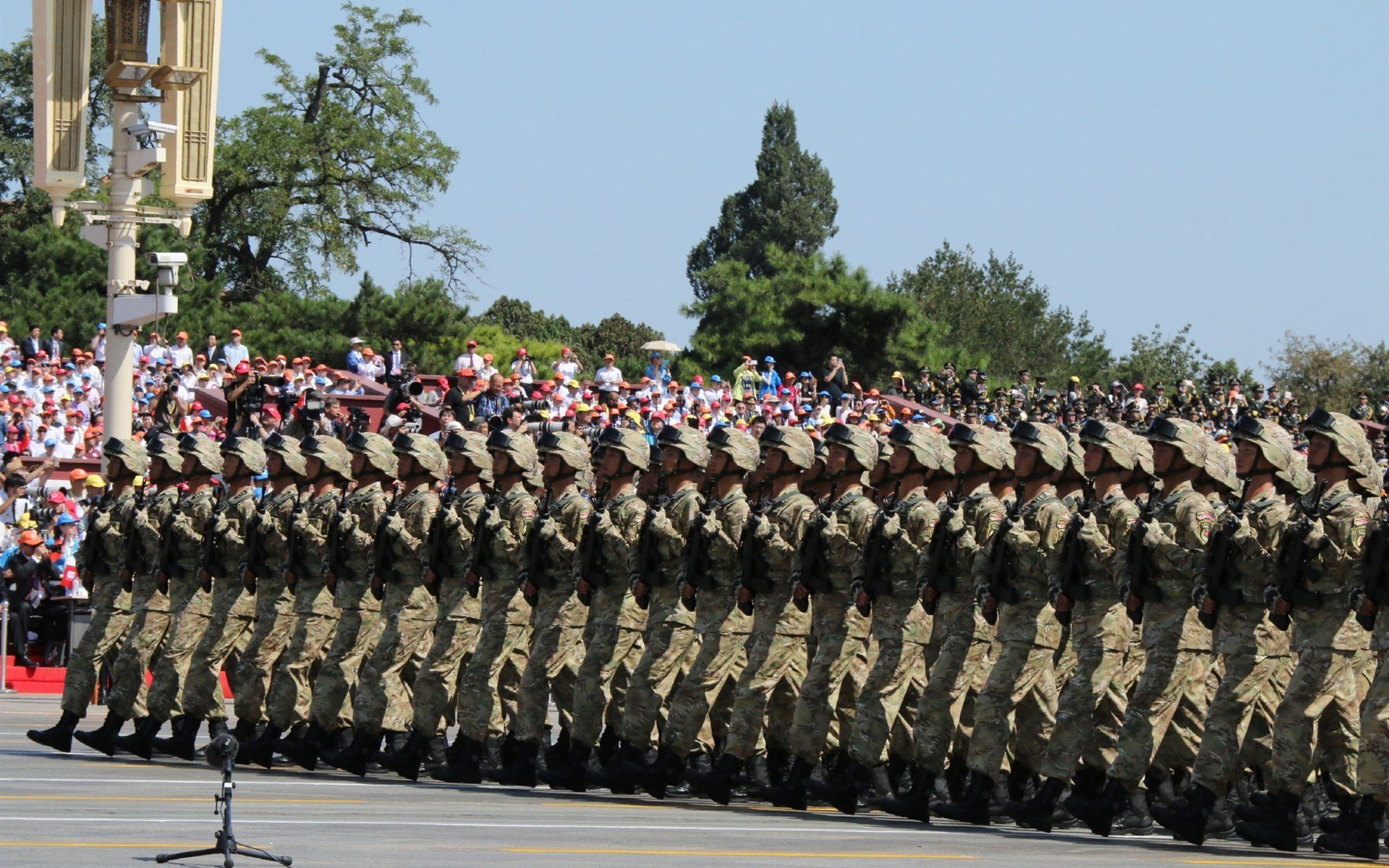 “本土教练崭露头角，助推中国足球新发展”，中国本土主教练足球