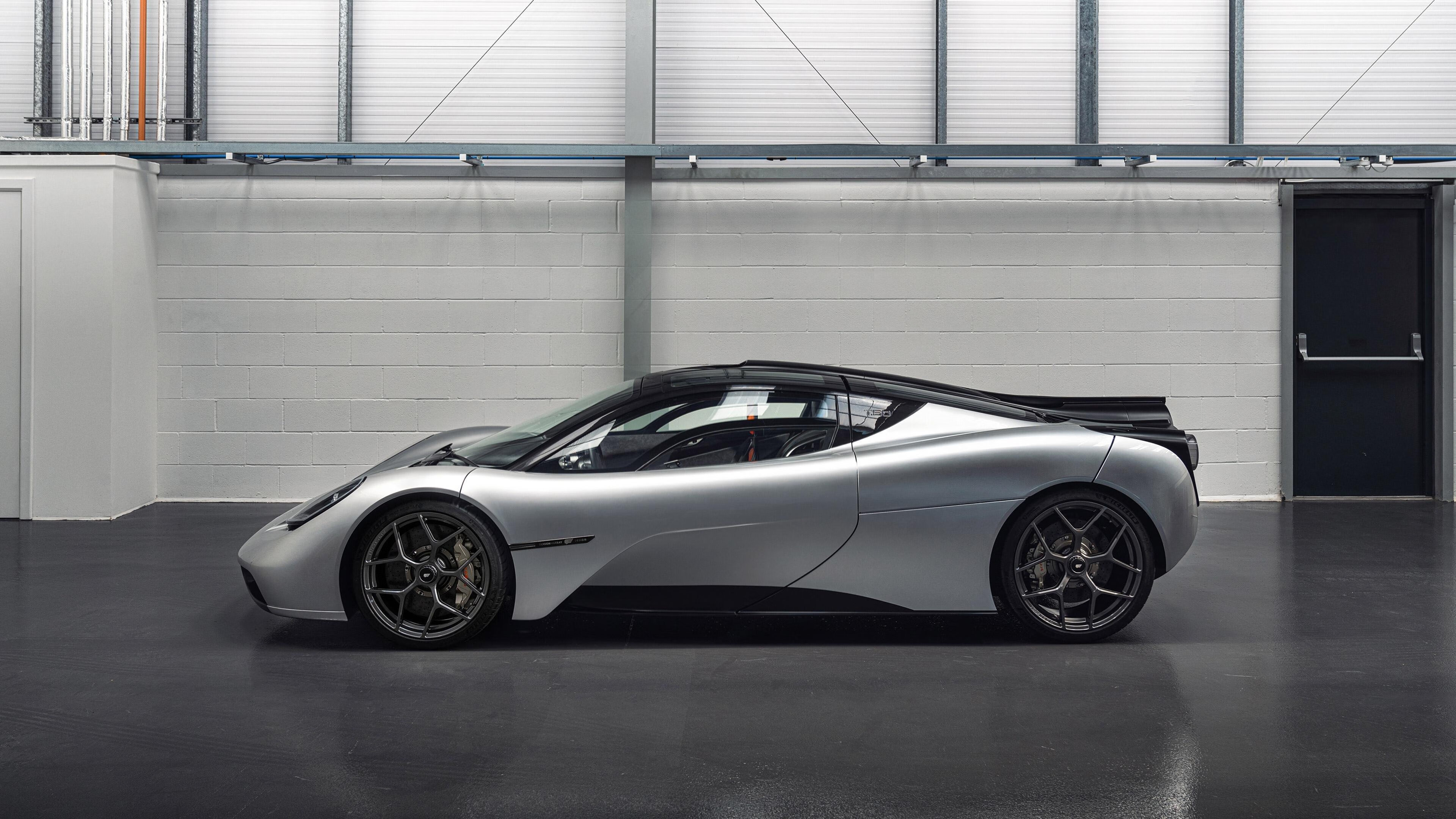 “足球+旅游”创新合作促产业多元发展，足球项目创新创业