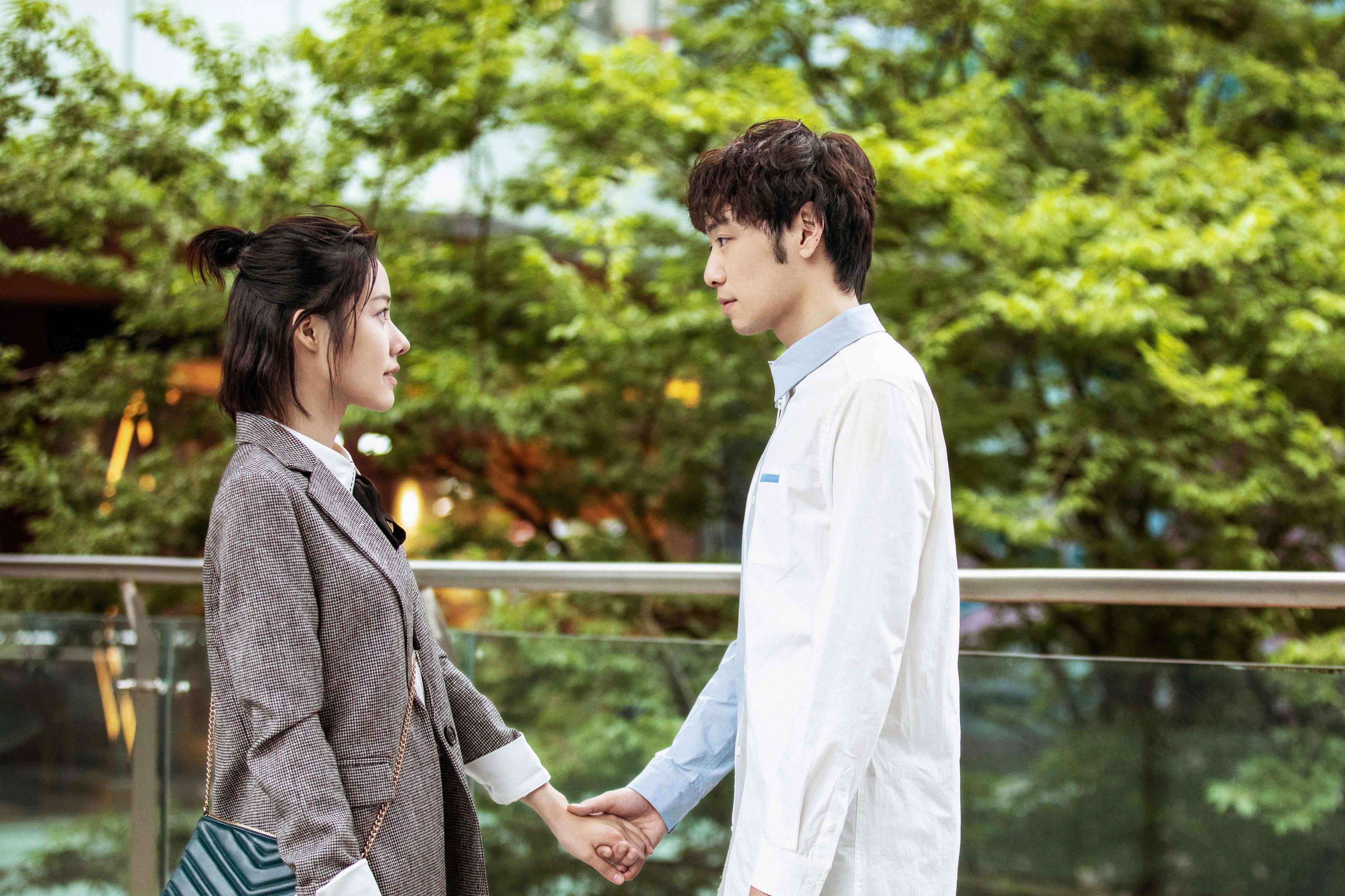 男篮与女篮同期举行赛事,双赛制吸引更广泛受众,男篮vs中国女篮