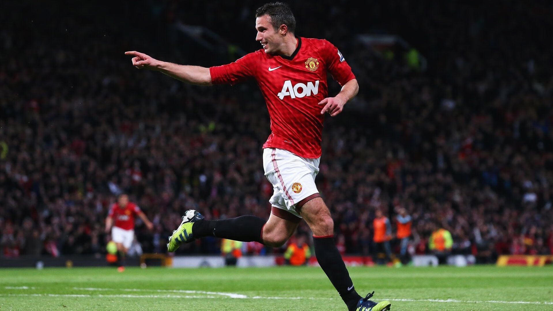 Leyu Sport登录入口-莱万刷新个人德甲纪录：第230球，德甲史上第一射手，莱万德国国家队